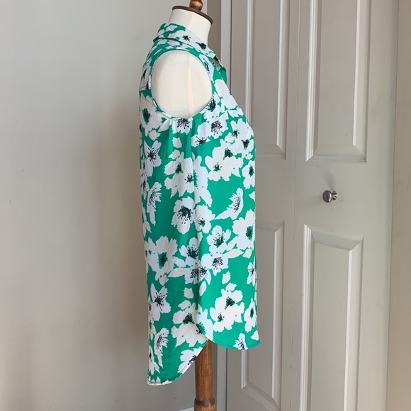 Merona Sleeveless Button Up - Picture 6 of 7